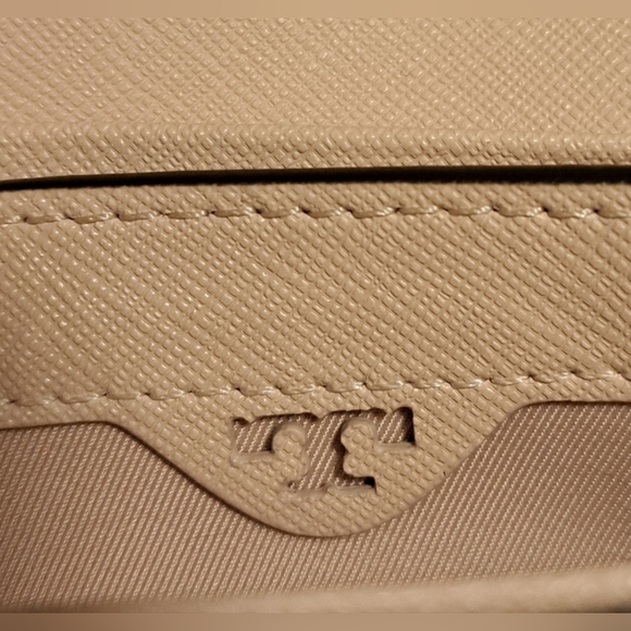 NWOT Tory Burch Robinson White Floral Saffiano Leather Boho Crossbody Purse Bag - Picture 14 of 16